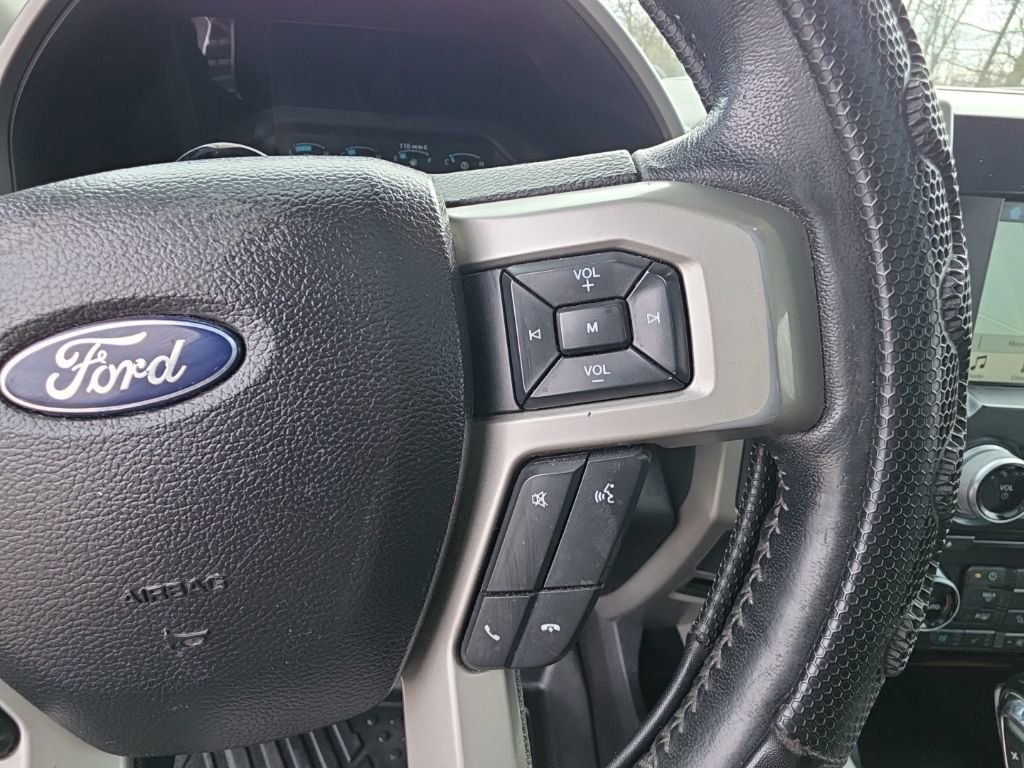 Used 2017 Ford F150 Lariat image 25