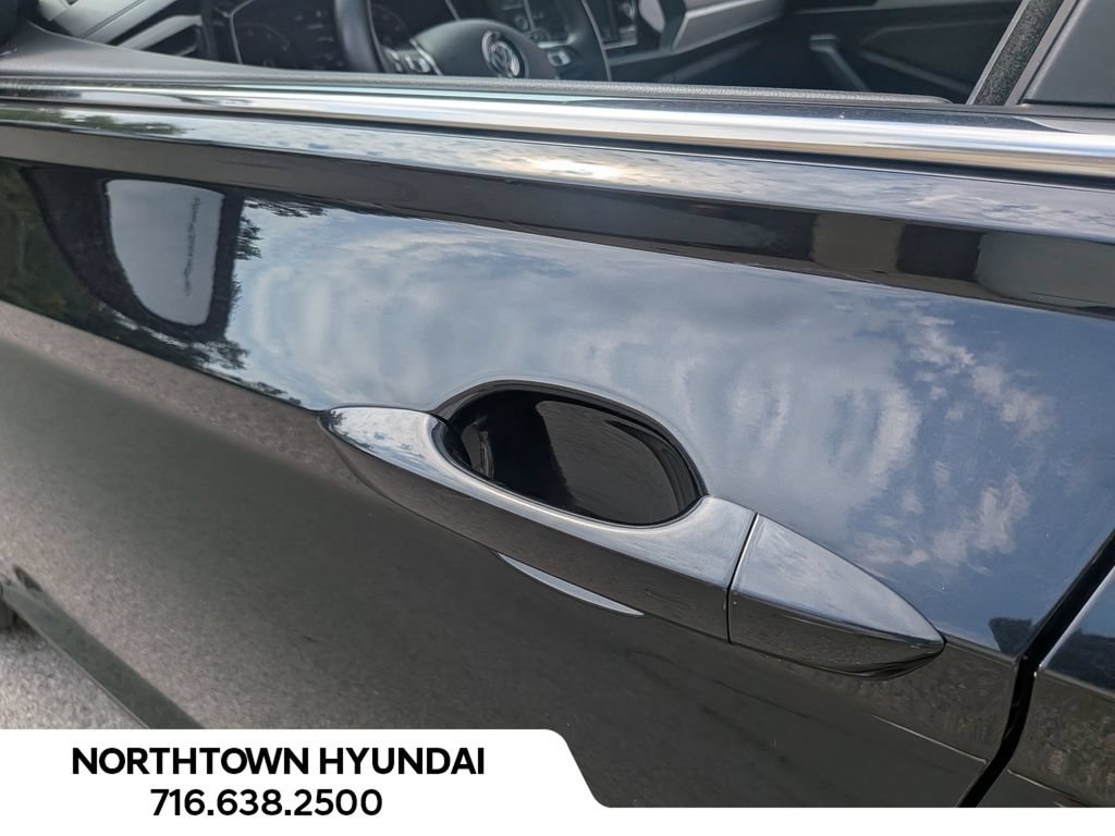 Used 2020 Volkswagen Jetta R-Line FWD image 34