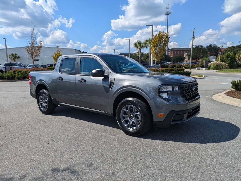 New 2026 Ford Maverick XLT FWD image 2
