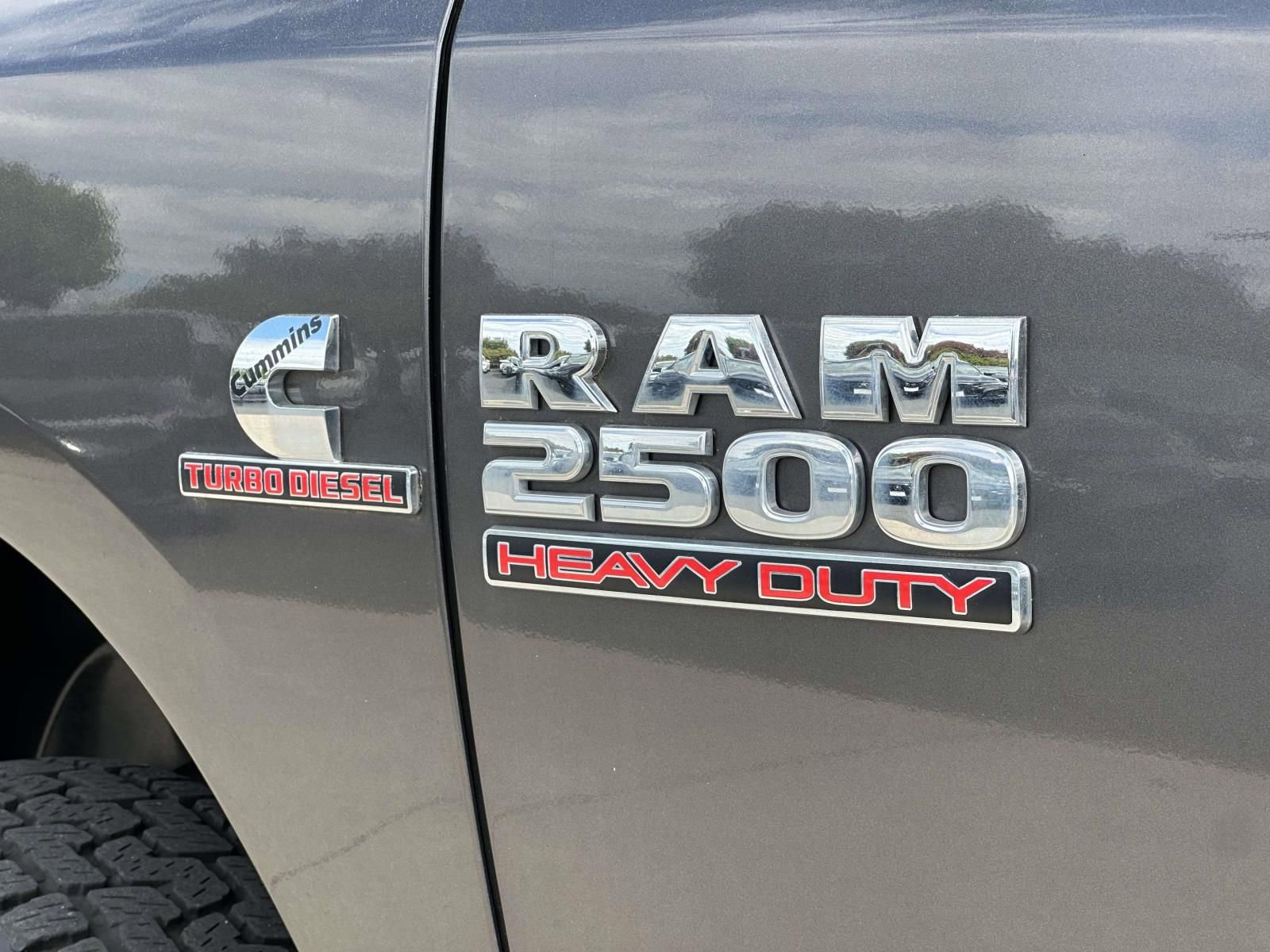Used 2015 RAM 2500 Tradesman w/ Chrome Appearance Group AWD/4WD image 7