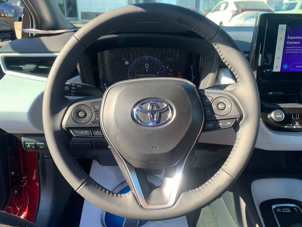 Used 2026 Toyota Corolla SE FWD image 26