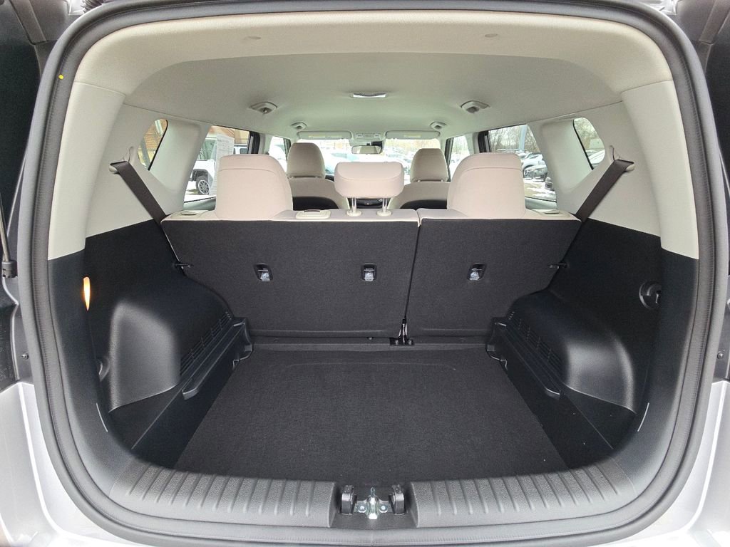 Used 2025 Kia Soul LX image 16