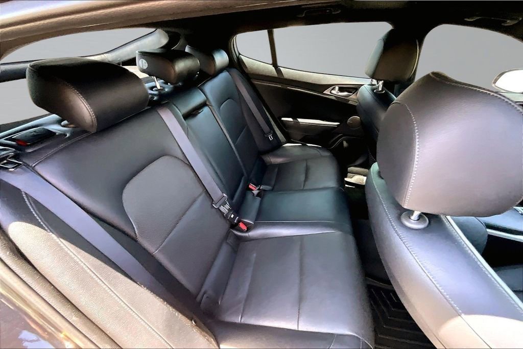 Used 2018 Kia Stinger GT1 AWD/4WD image 27