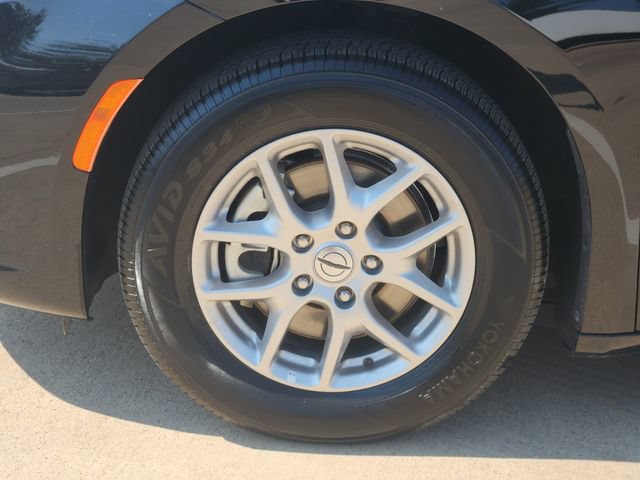 Used 2025 Chrysler Pacifica Select FWD image 17