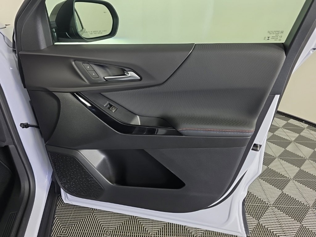 New 2026 Chevrolet Equinox RS w/ Convenience Package III image 40