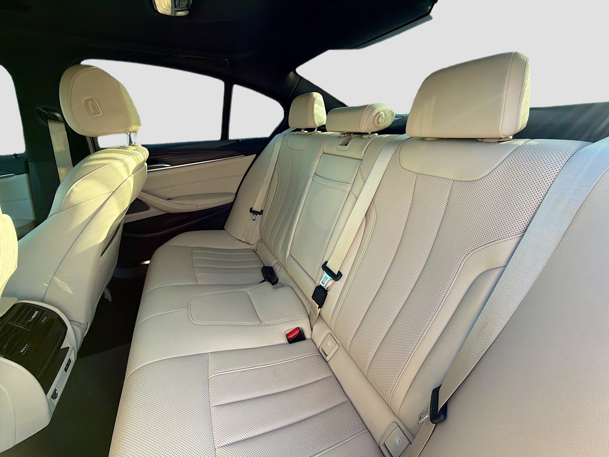 Used 2021 BMW 540i w/ Premium Package RWD image 20