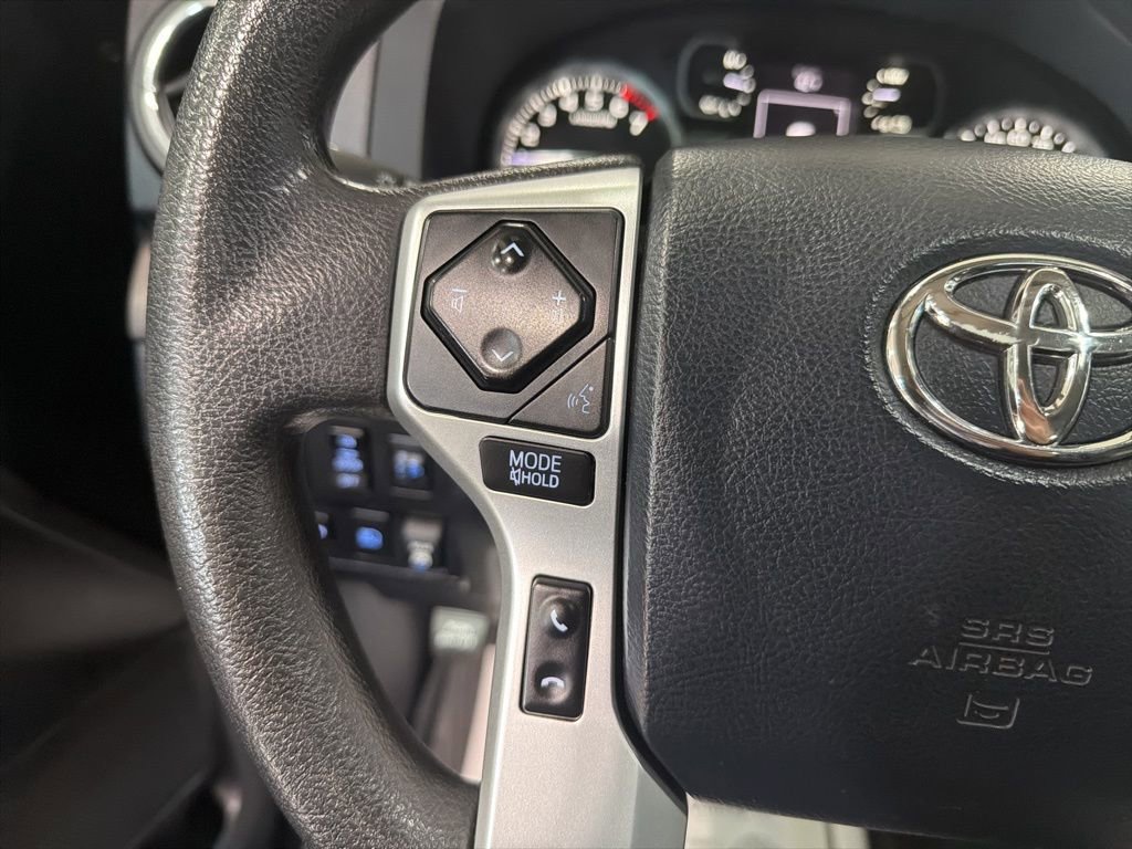 Used 2020 Toyota Tundra SR5 w/ SR5 Upgrade Package AWD/4WD image 29