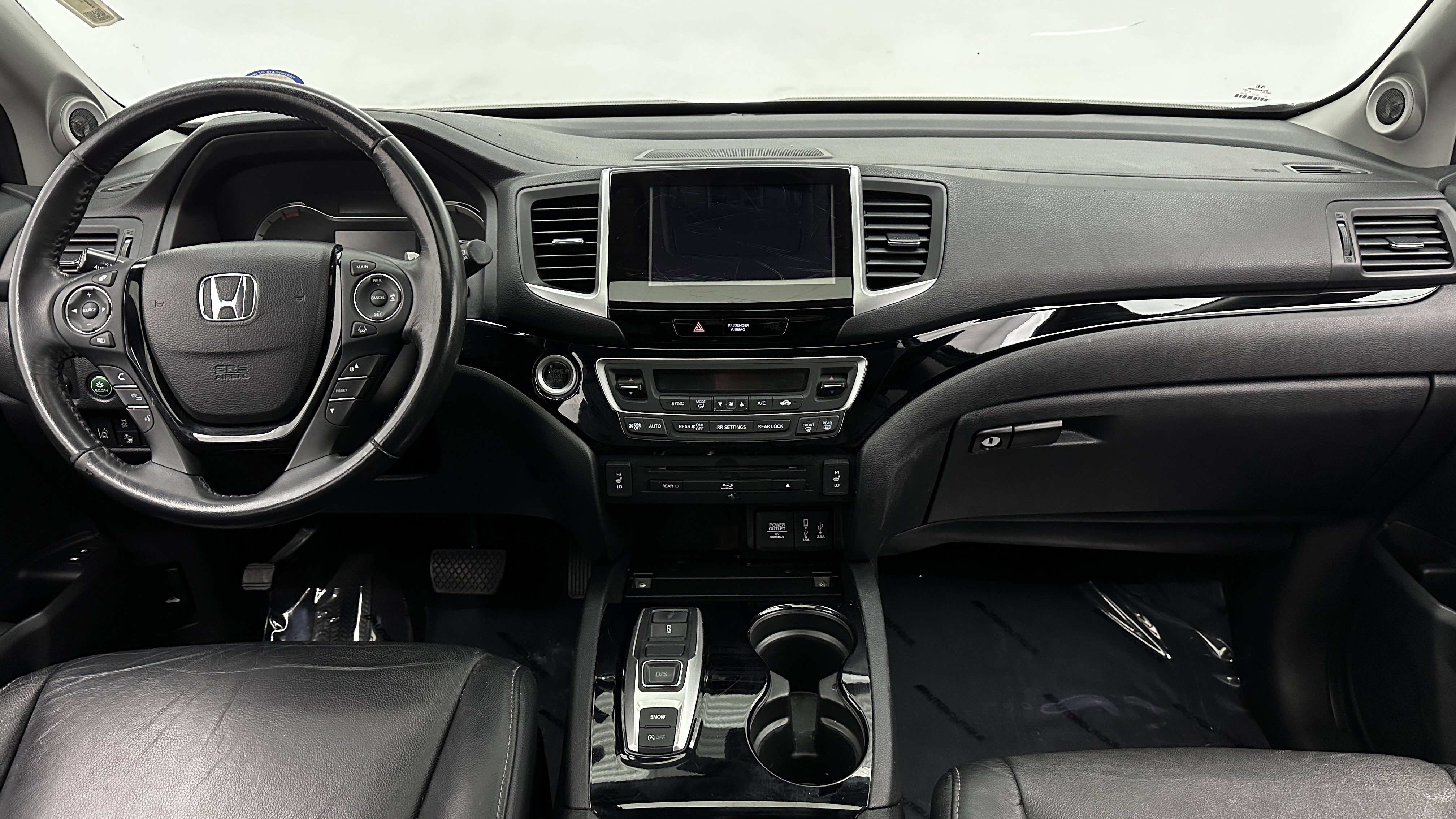 Used 2018 Honda Pilot Touring image 27