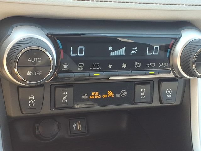 Used 2024 Toyota RAV4 XLE w/ Convenience Package AWD/4WD image 19