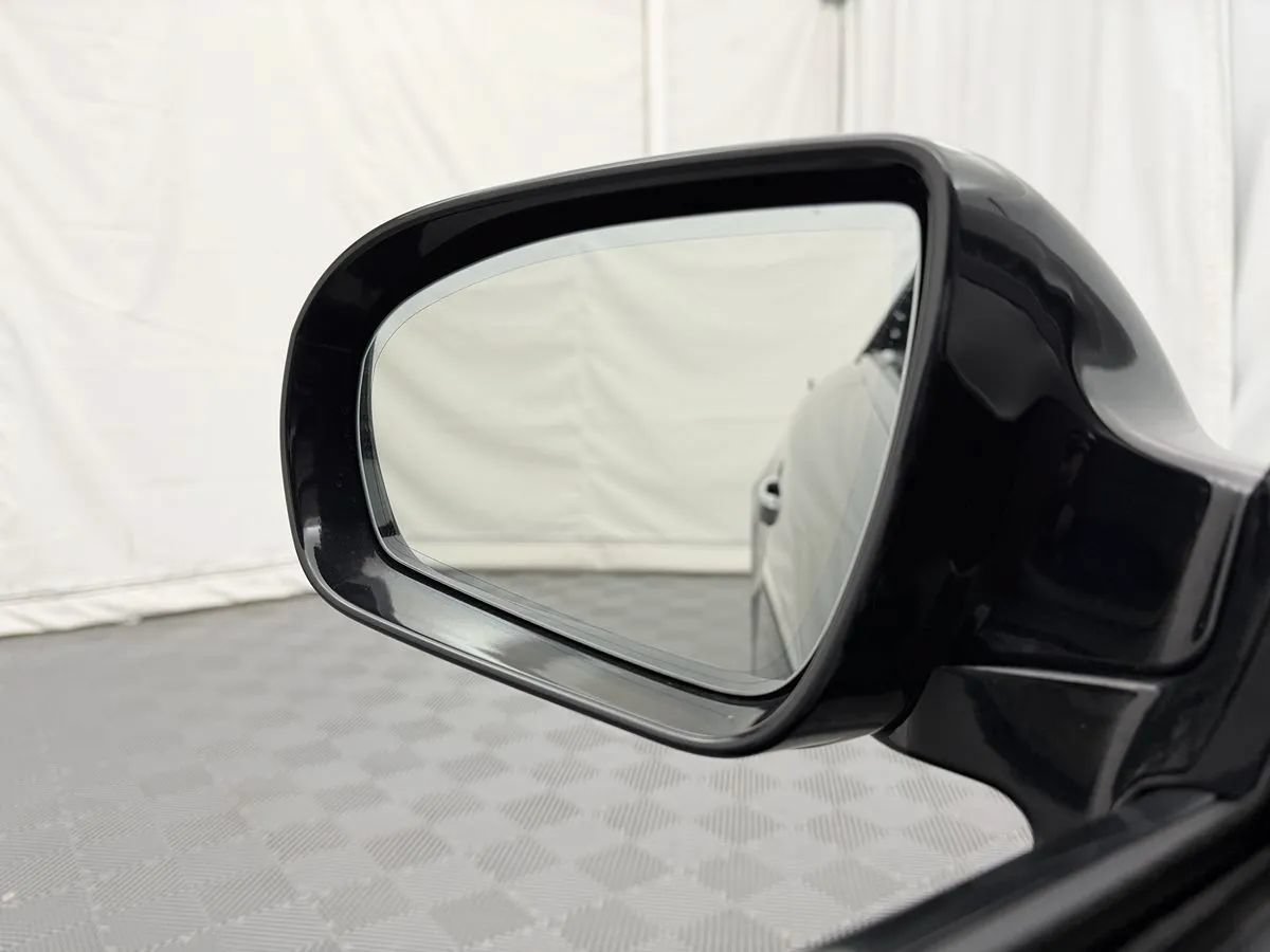 Used 2011 Mercedes-Benz SL 63 AMG image 13