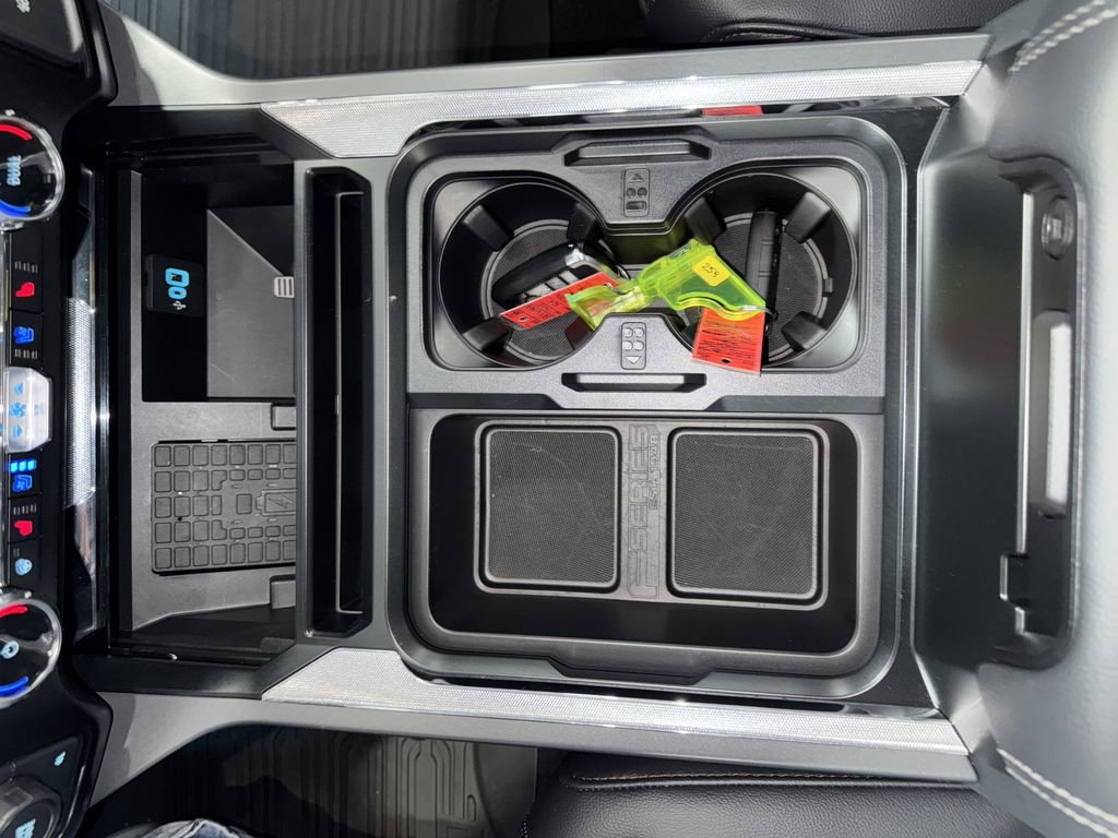 Used 2025 Ford F250 Lariat w/ Chrome Package image 18