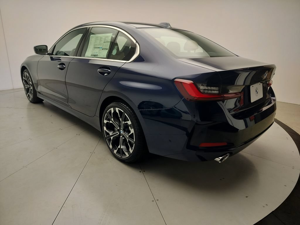 New 2026 BMW 330i Sedan w/ Convenience Package RWD image 4