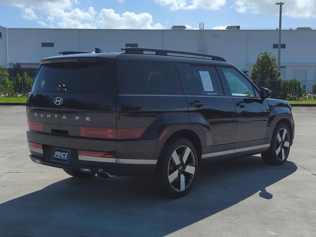 Used 2024 Hyundai Santa Fe Limited image 5