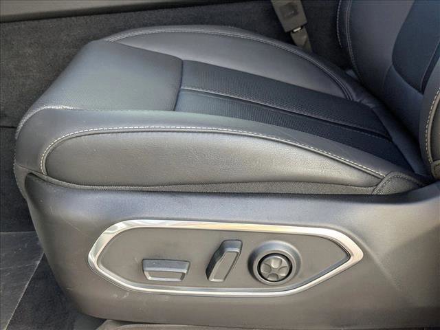 New 2026 Jeep Grand Wagoneer Limited w/ Premium Group II AWD/4WD video 4