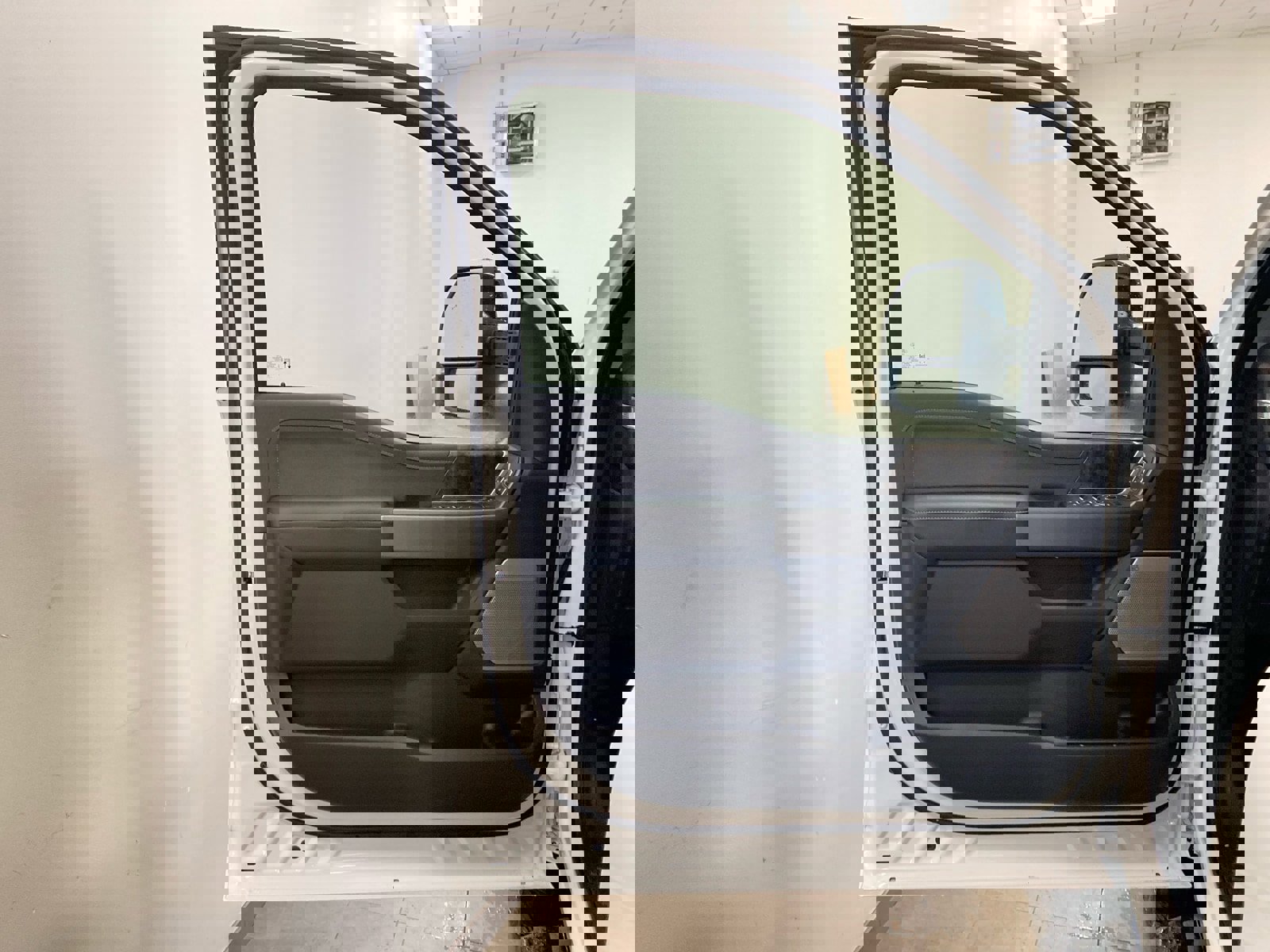 New 2026 Ford F350 Lariat w/ Black Appearance Package image 21