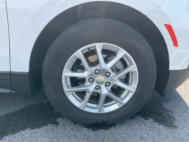 Used 2023 Chevrolet Equinox LS w/ LS Convenience Package FWD image 18