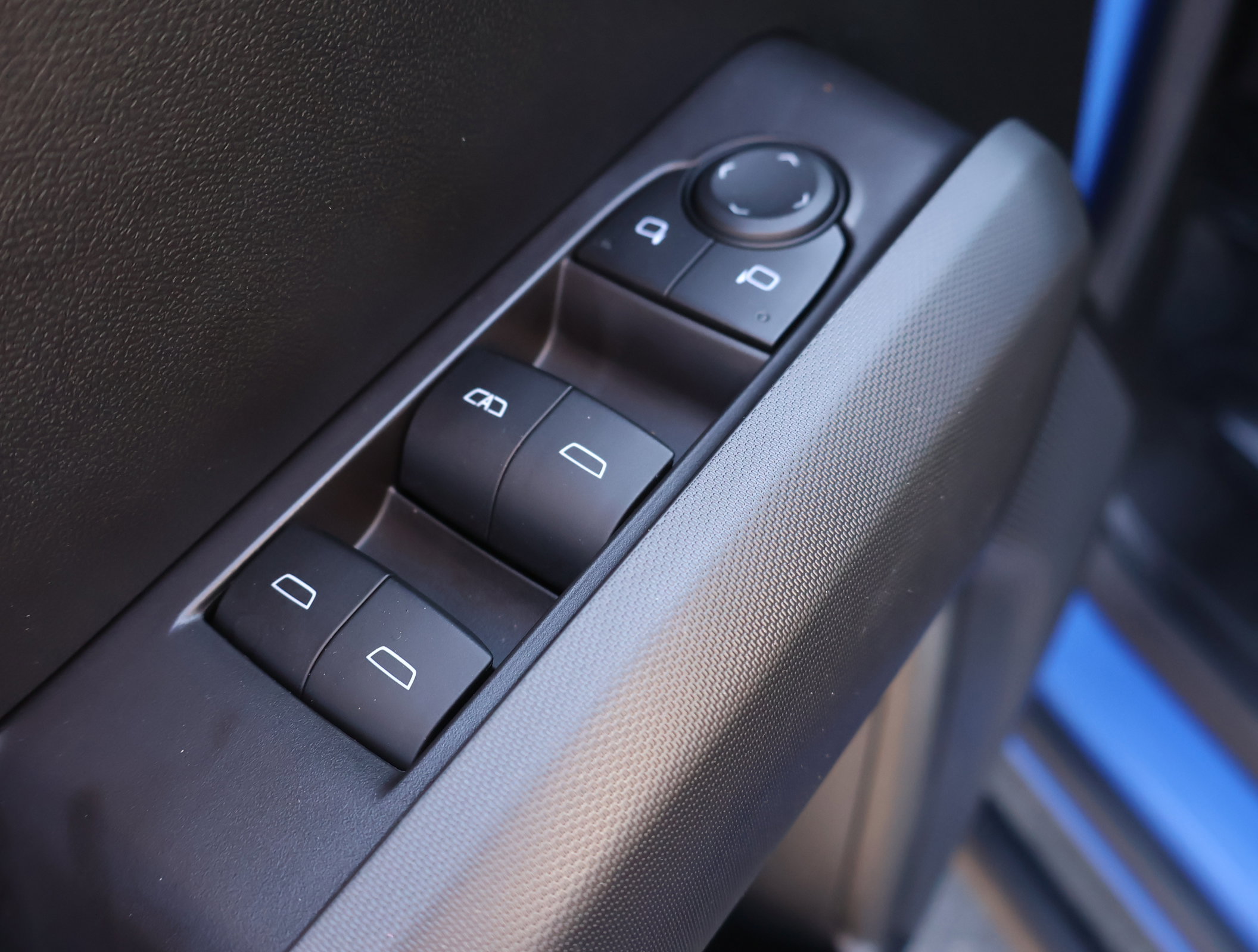 Used 2026 Chevrolet Colorado Trail Boss image 8