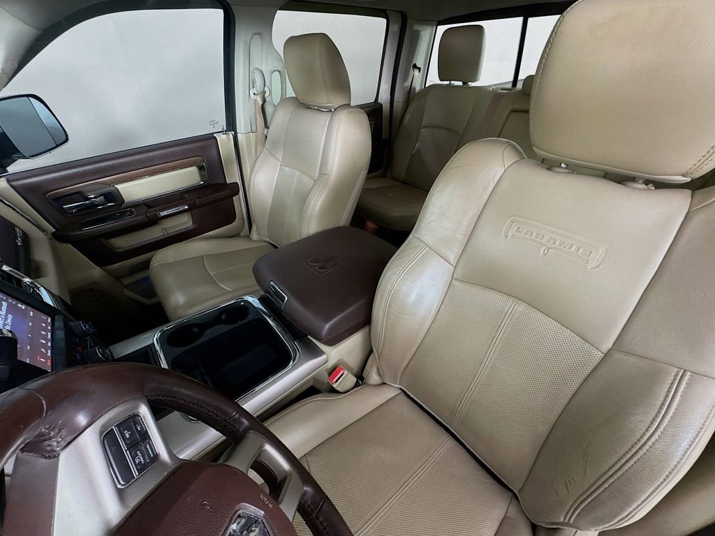 Used 2018 RAM 3500 Laramie image 22