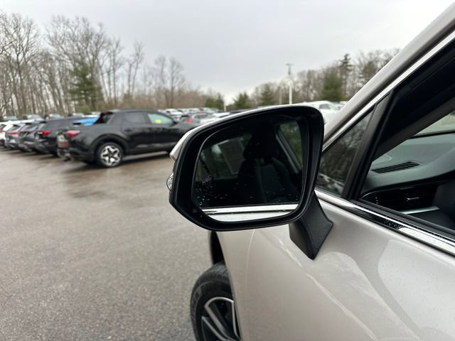 Certified 2024 Toyota Venza LE AWD/4WD image 15