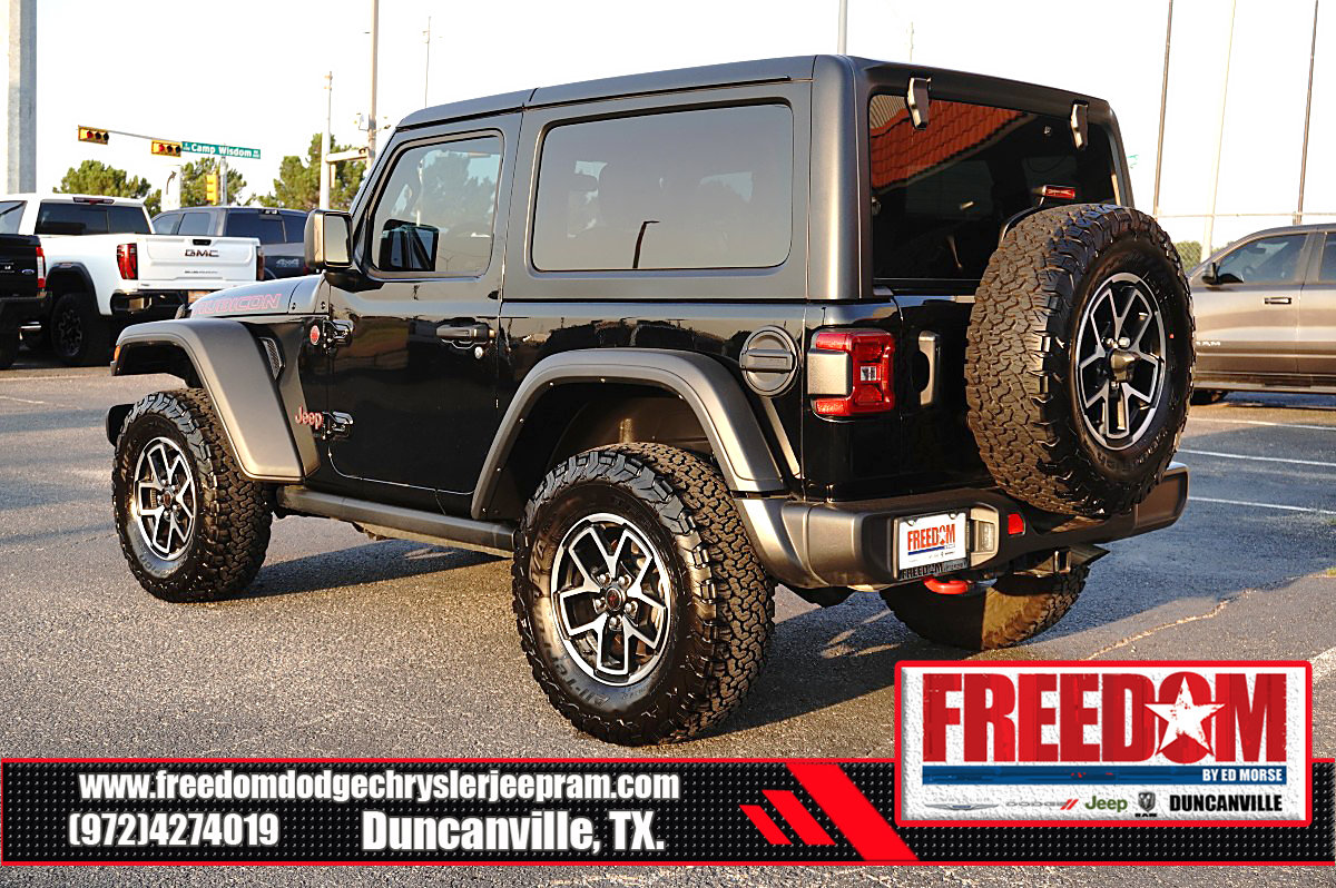 Used 2024 Jeep Wrangler Rubicon AWD/4WD image 3
