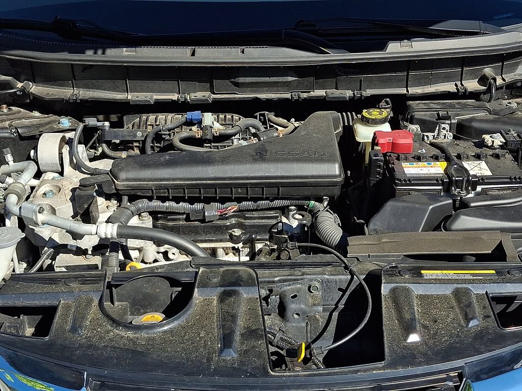 Used 2020 Nissan Rogue SV FWD image 28
