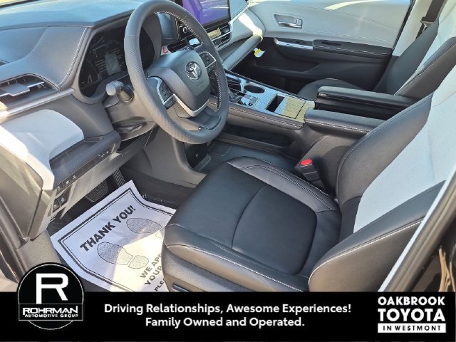New 2026 Toyota Sienna XSE AWD/4WD image 10