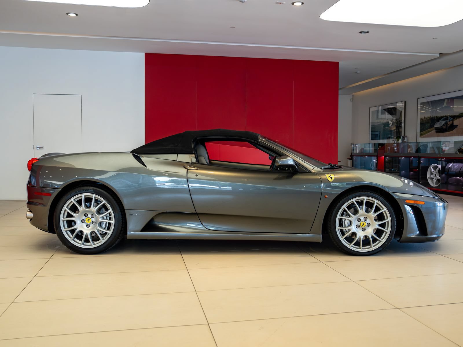 Used 2005 Ferrari F430 Spider RWD image 31
