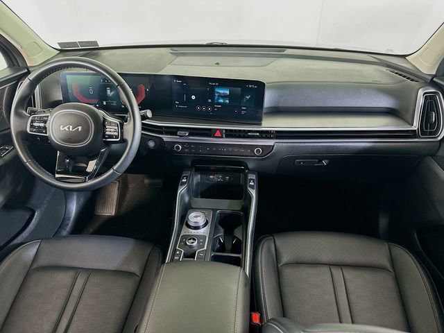 Used 2025 Kia Sorento EX image 15