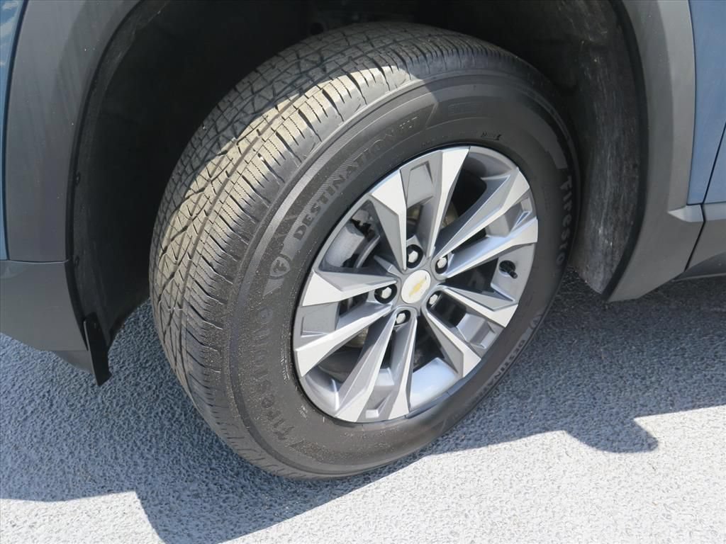 Used 2025 Chevrolet Equinox LT w/ Convenience Package II FWD image 18