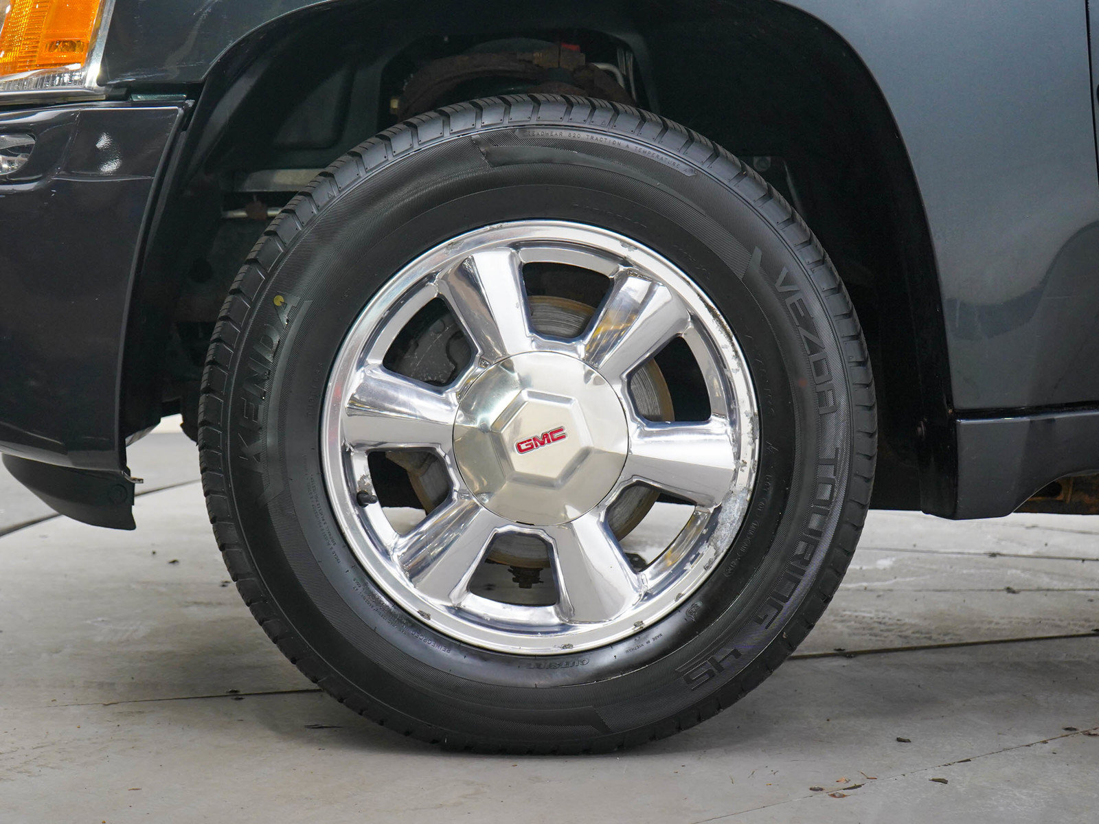 Used 2003 GMC Envoy SLT AWD/4WD image 27