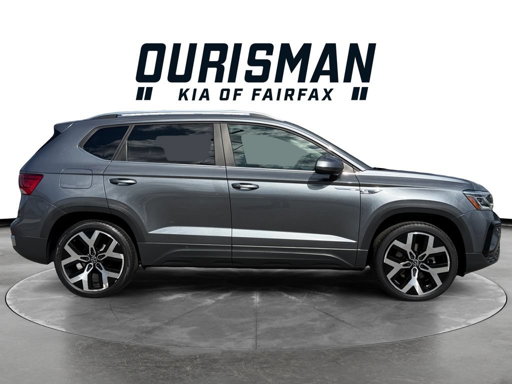 Used 2023 Volkswagen Taos SEL AWD/4WD image 6