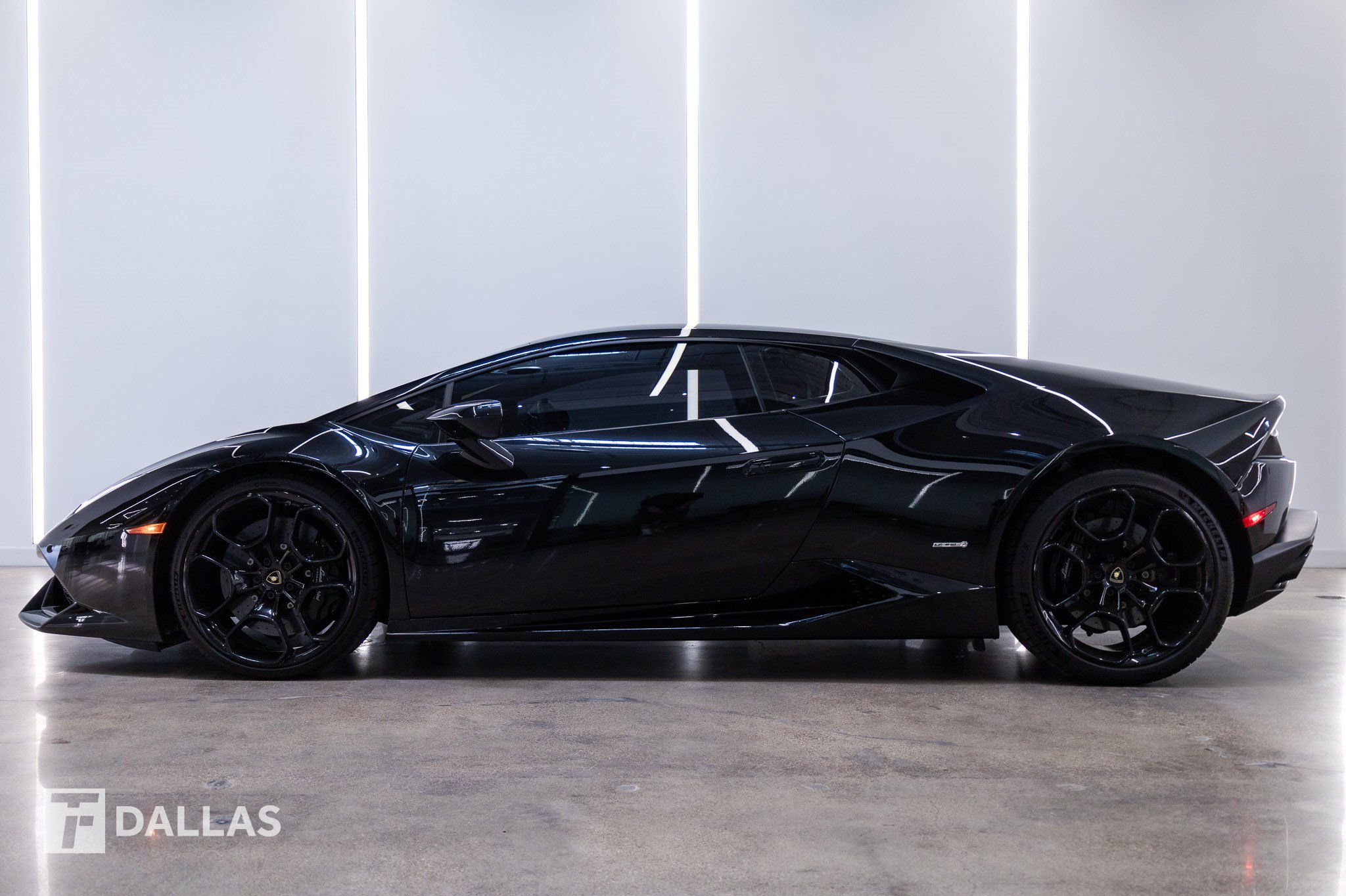 Used 2017 Lamborghini Huracan LP 610-4