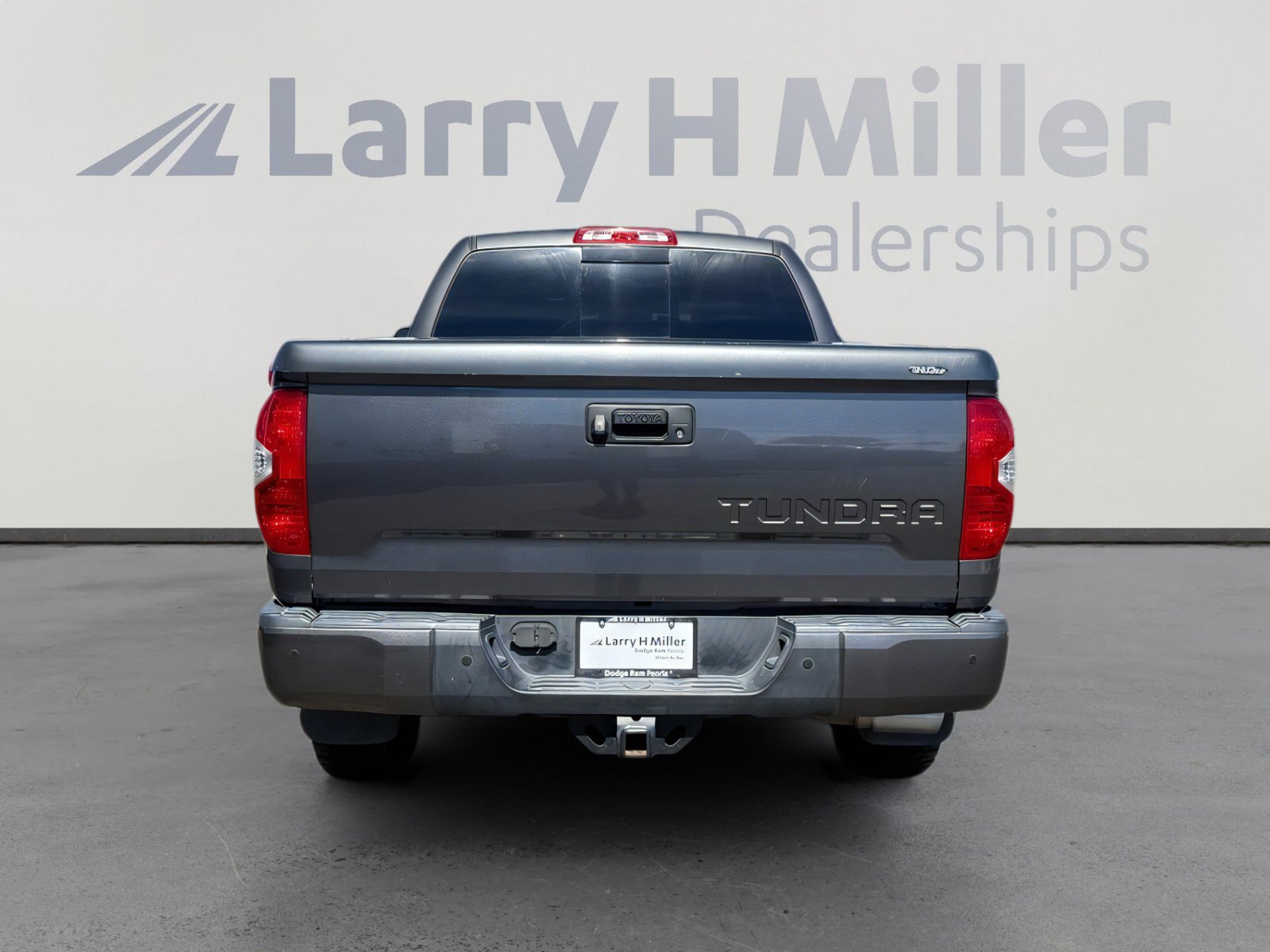 Used 2019 Toyota Tundra SR5 w/ TRD Off Road Package image 6