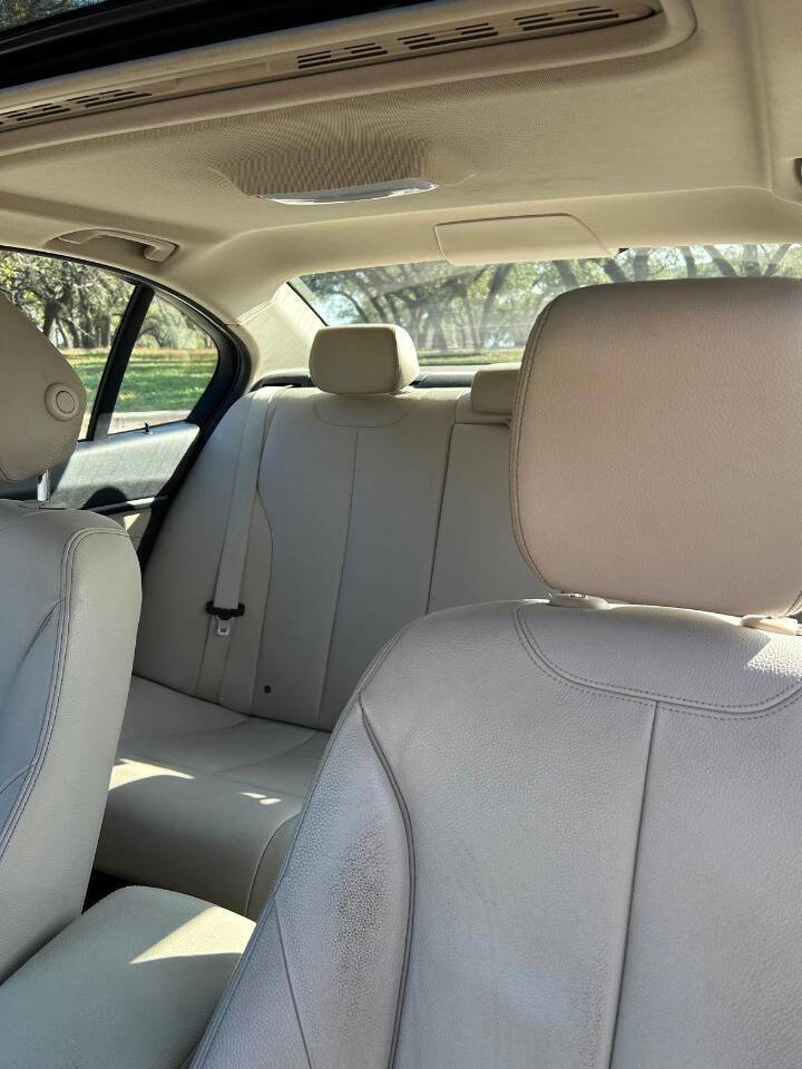 Used 2015 BMW 320i Sedan image 29