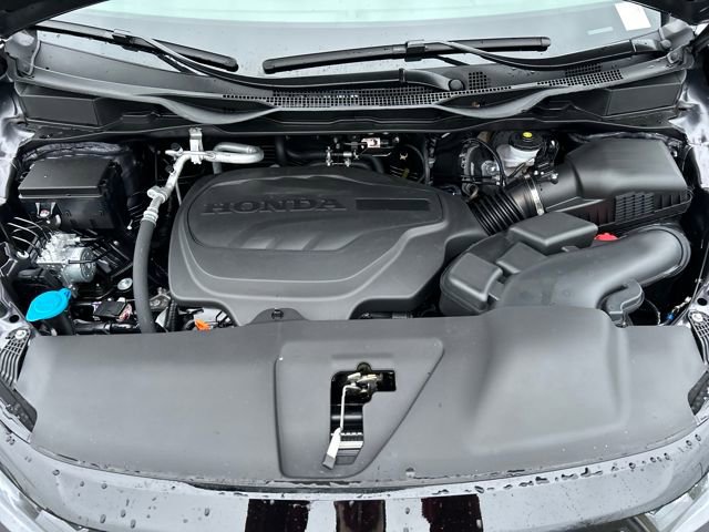 Certified 2026 Honda Odyssey Touring image 33