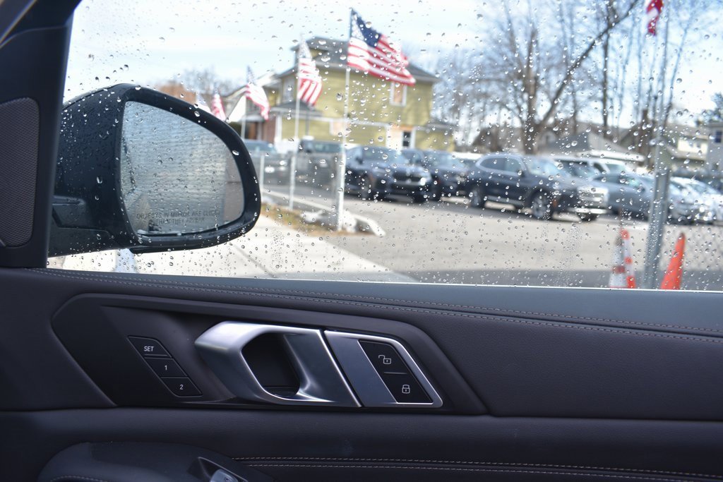 Used 2025 BMW X7 xDrive40i image 22