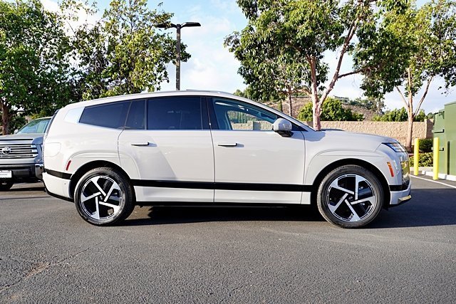 New 2026 Hyundai Ioniq 9 Calligraphy image 7