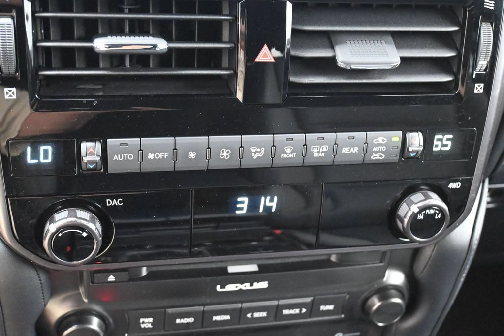 Used 2022 Lexus GX 460 w/ Black Line Special Edition AWD/4WD image 25