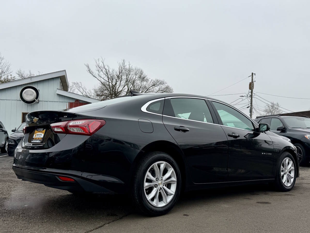 Used 2022 Chevrolet Malibu LT FWD image 7