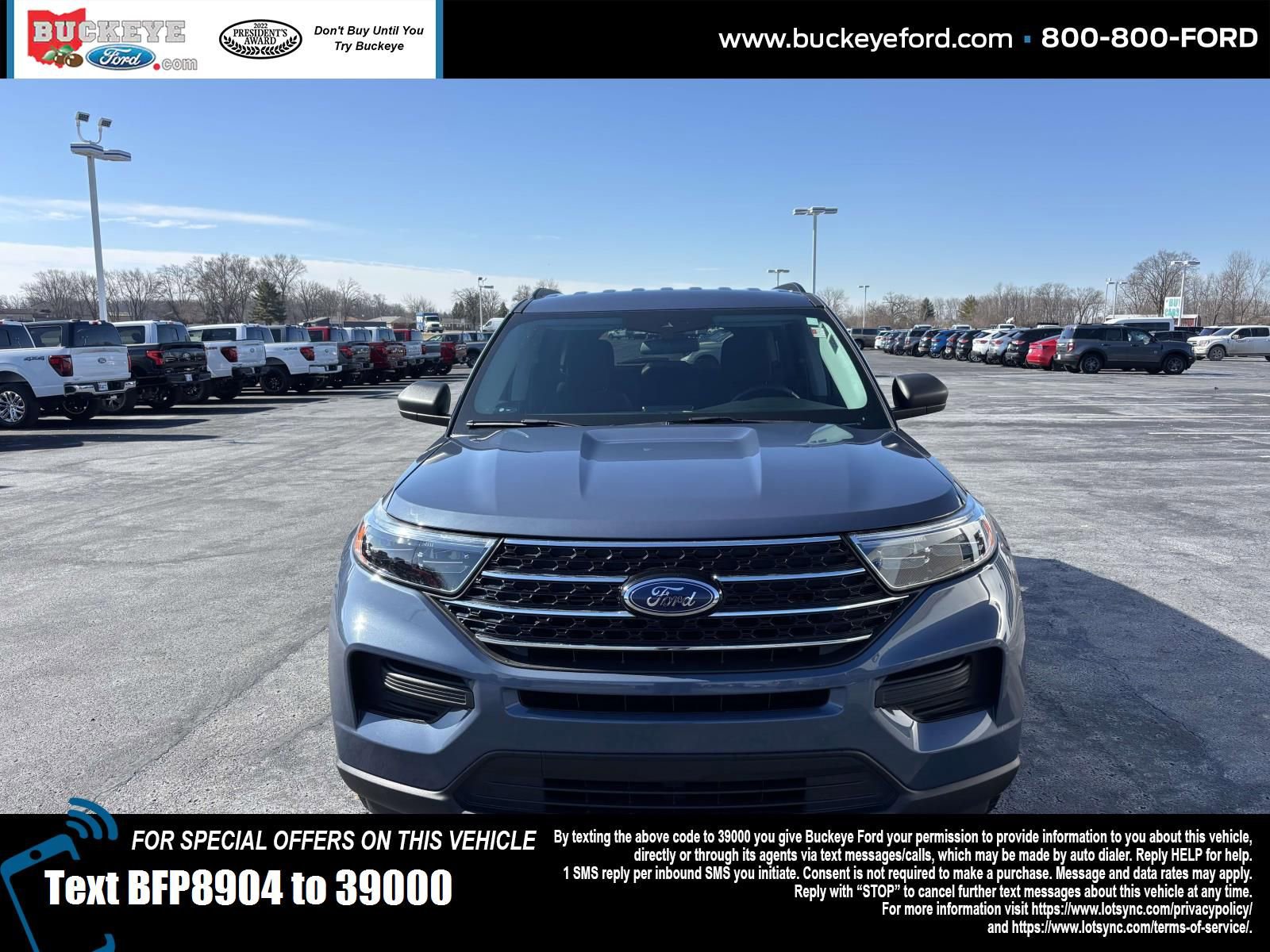 Used 2021 Ford Explorer XLT image 2