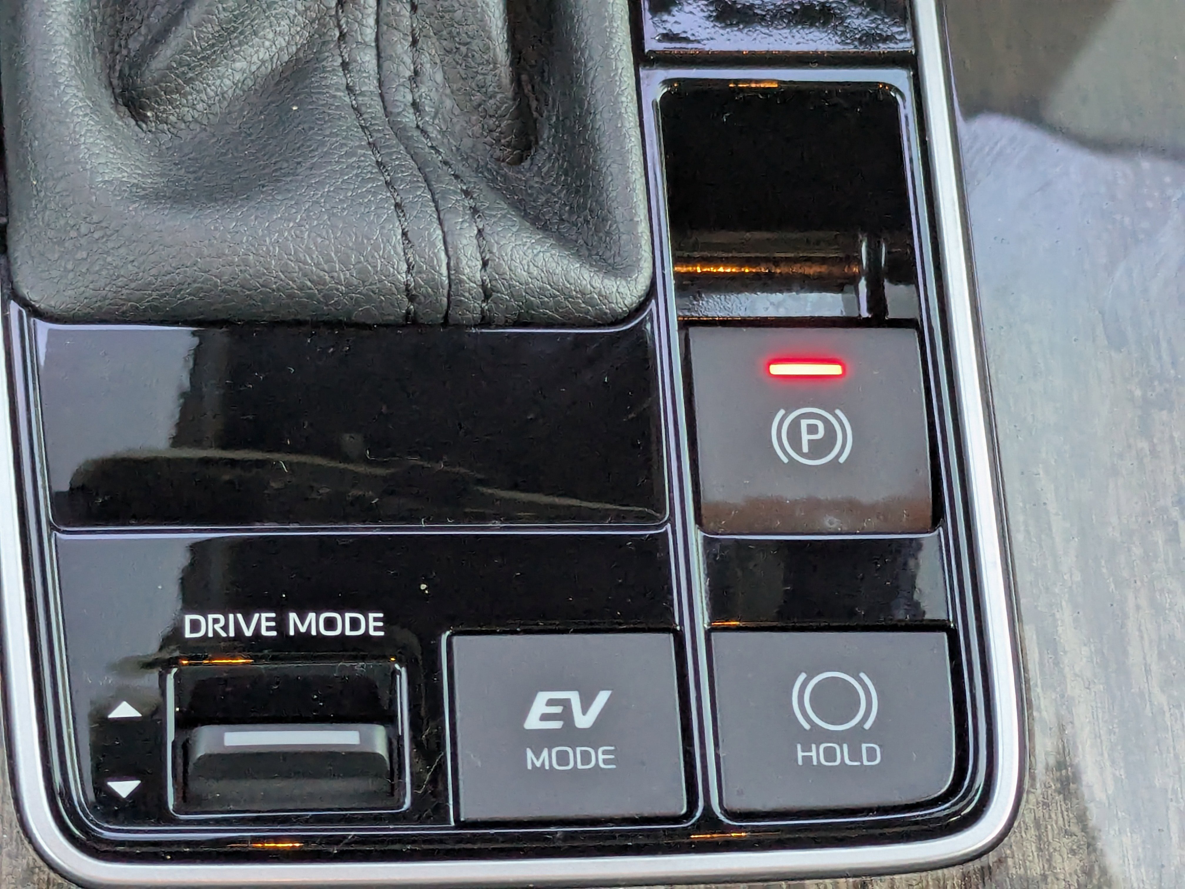 Used 2025 Toyota Sienna Platinum image 35