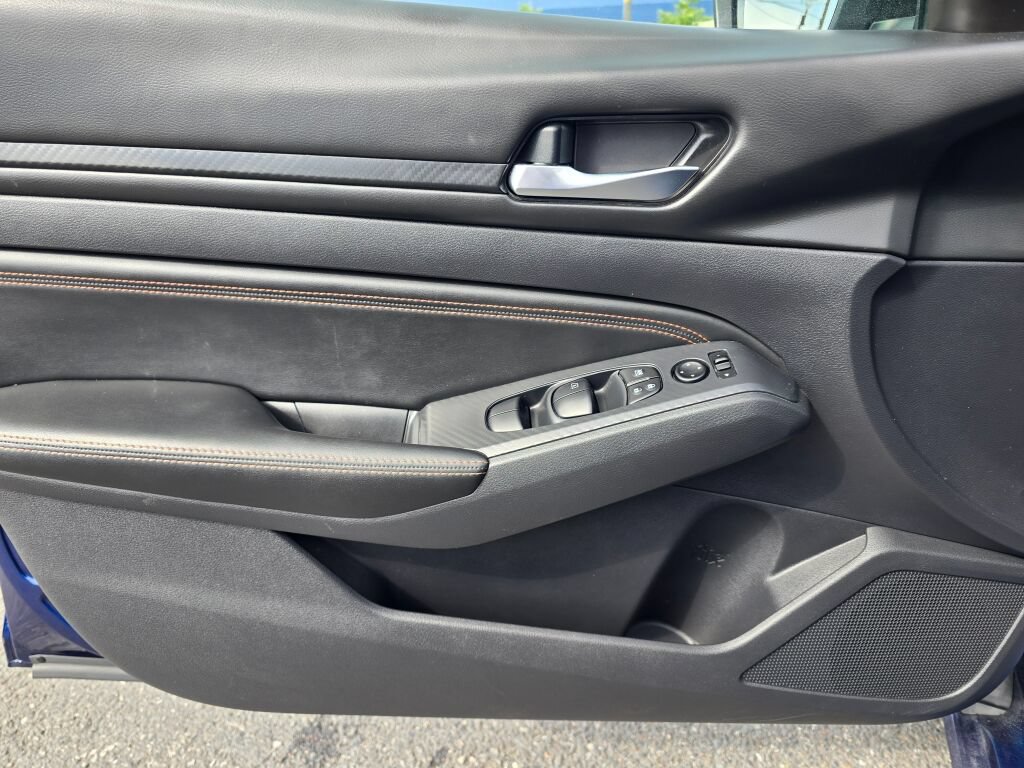 Used 2020 Nissan Altima 2.5 SR FWD image 16