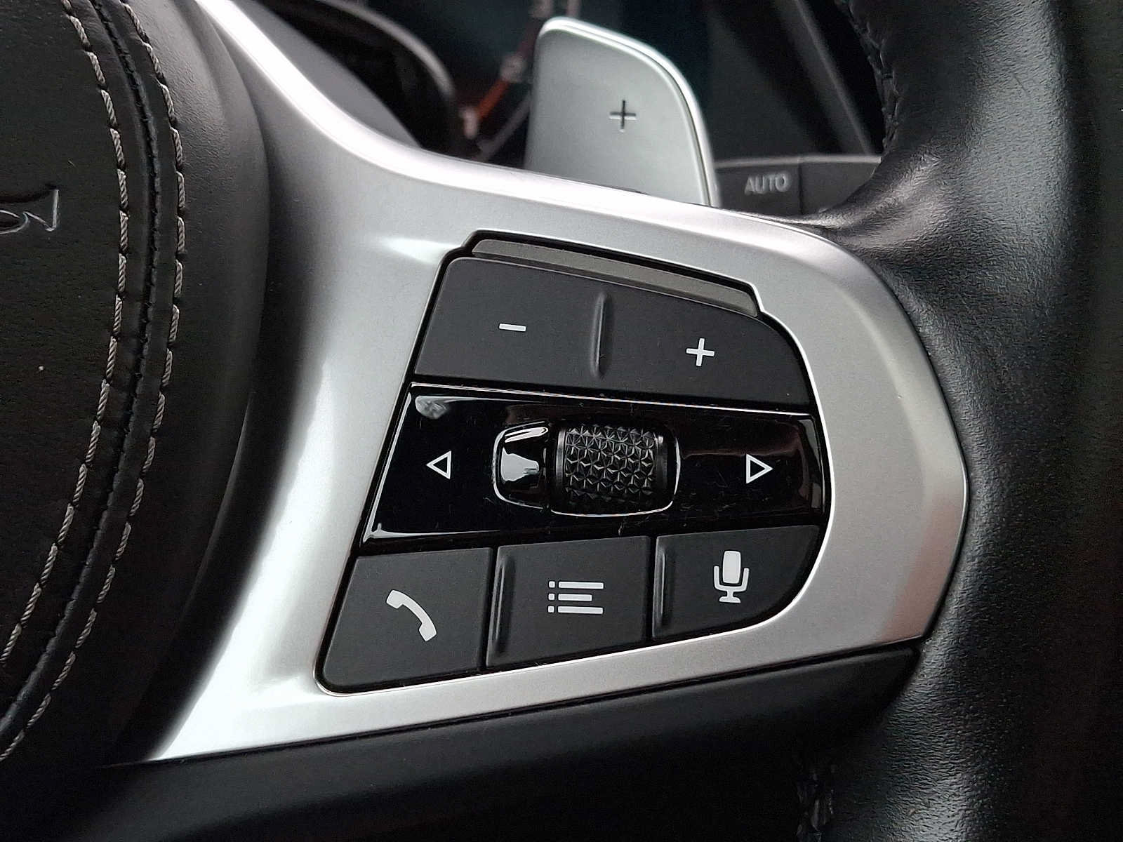 Used 2022 BMW X5 M50i w/ Executive Package AWD/4WD image 19