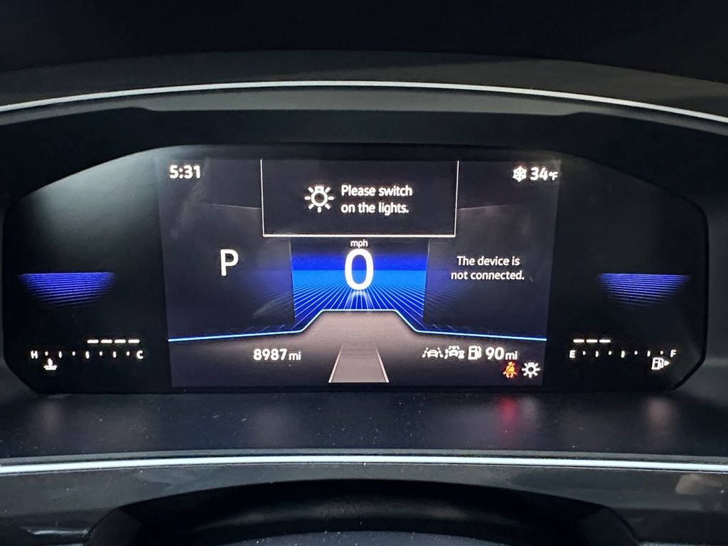 Used 2024 Volkswagen Tiguan SE R-Line image 13