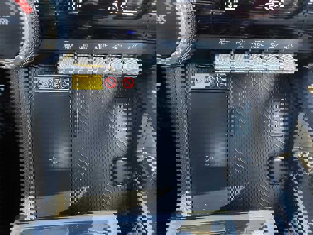 Used 2024 Toyota Tacoma TRD Sport image 18