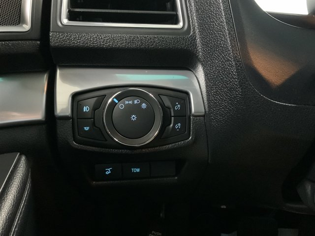 Used 2017 Ford Explorer Sport AWD/4WD image 28