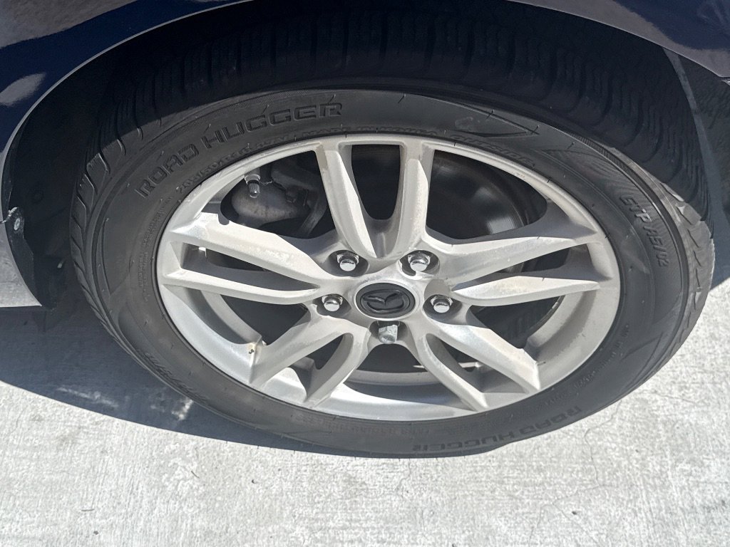 Used 2012 MAZDA MX-5 Miata Sport RWD image 9