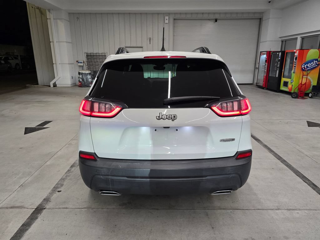 Certified 2022 Jeep Cherokee Latitude Lux FWD image 5