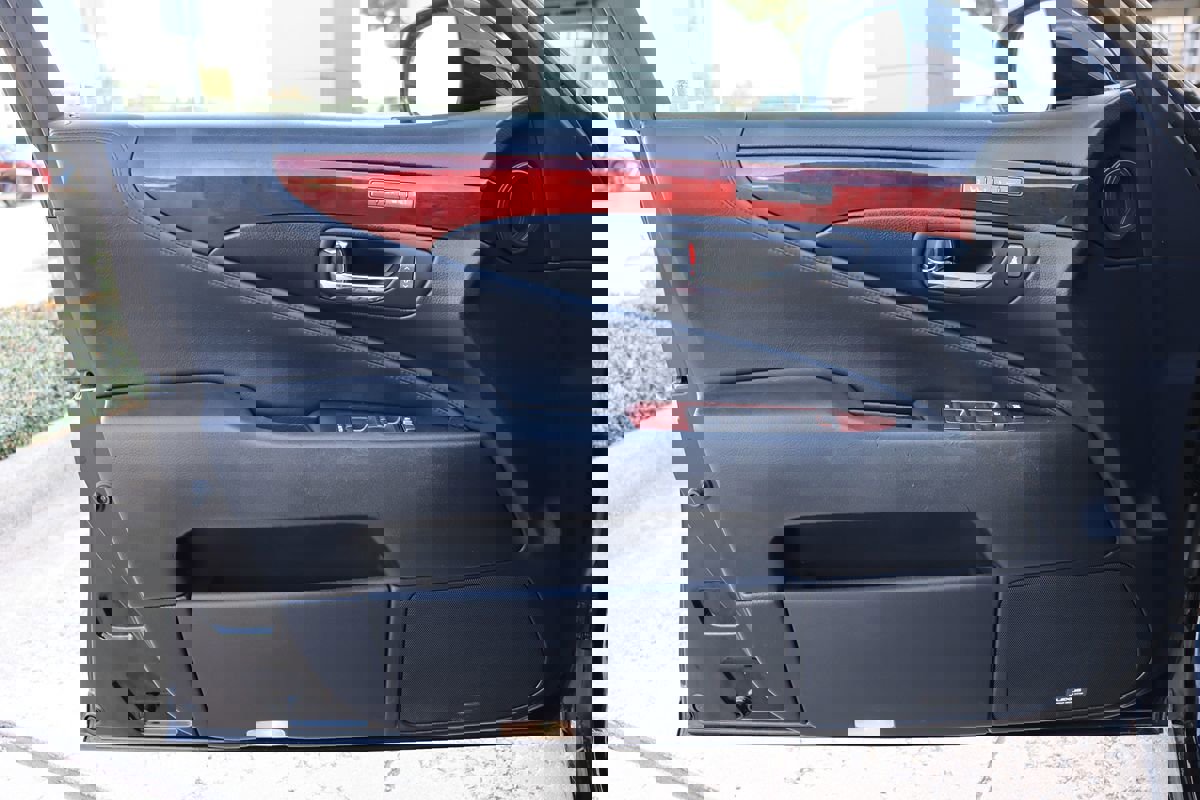 Used 2010 Lexus LS 460 image 45