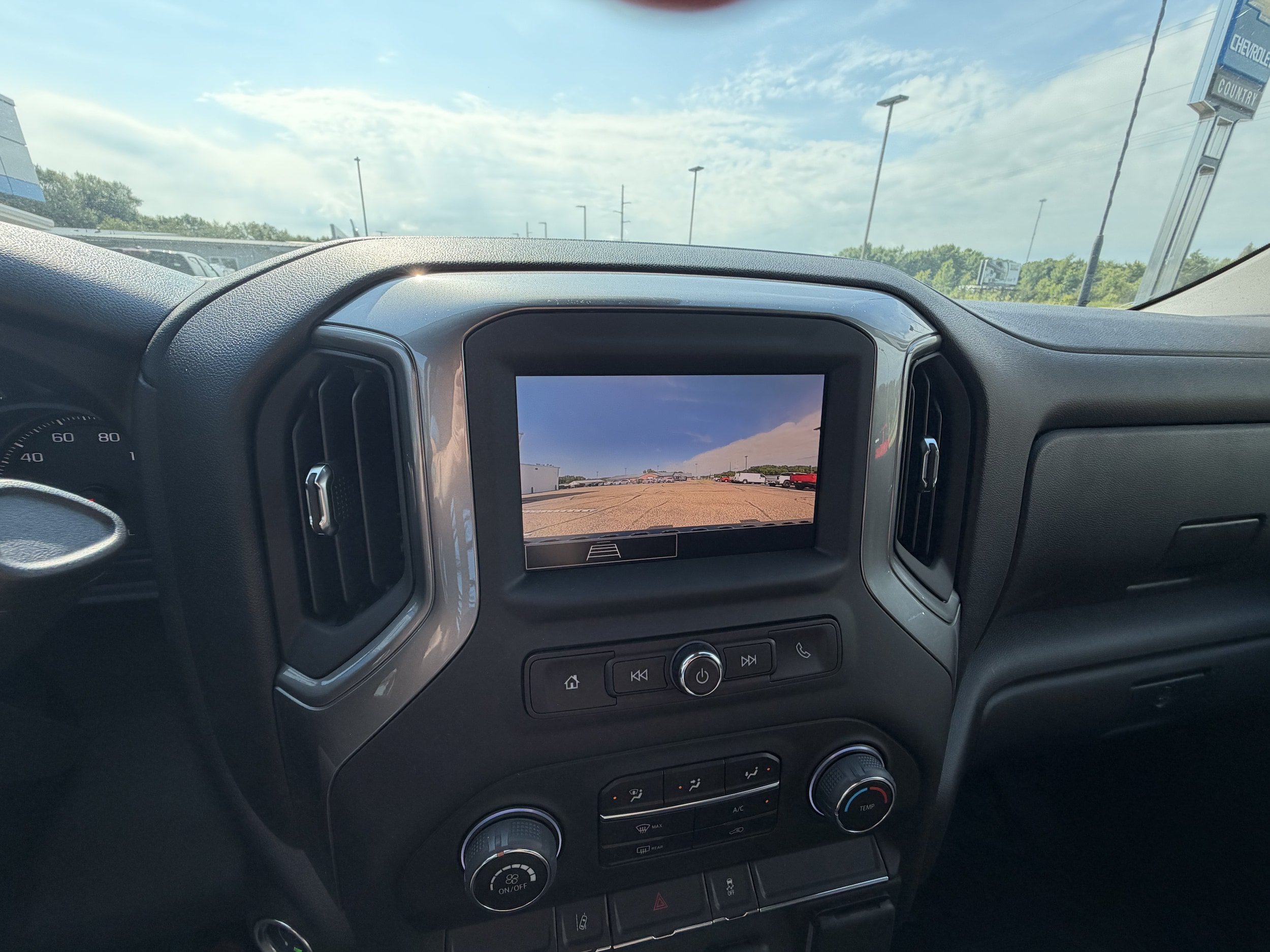 Used 2024 Chevrolet Silverado 2500 W/T w/ WT Convenience Package AWD/4WD image 31